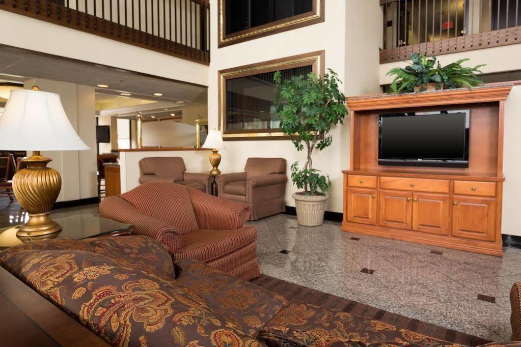 Drury Inn & Suites Боулінг-Грін Екстер'єр фото